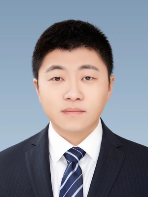 张向辉   专职律师