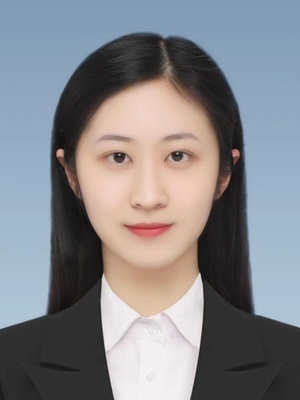 李昕峄   专职律师